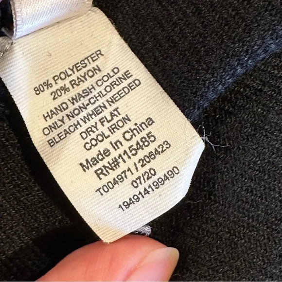 Lauren Conrad Black Scarf/ Wrap Size O/S - Picture 5 of 7